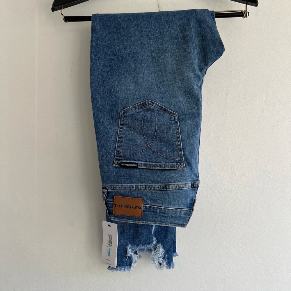 Calvin Klein High Rise Straight Denim Jeans Medium Wash Raw Hem Women’s 31